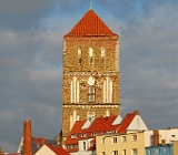 Rostock, die Nikolai Kirche : Kirche, bunte Häuser